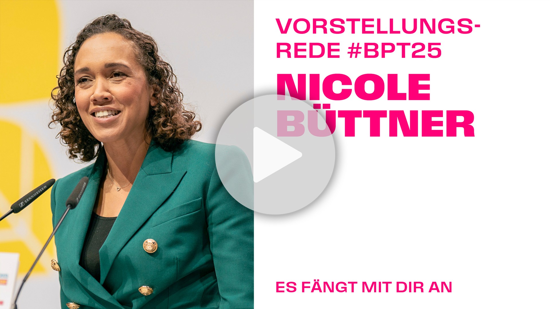 Nicole Büttner beim Bundesparteitag der FDP 2025